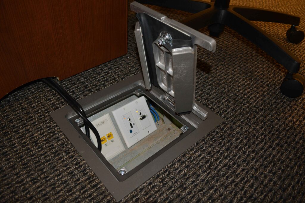 Mountain House Floor Box